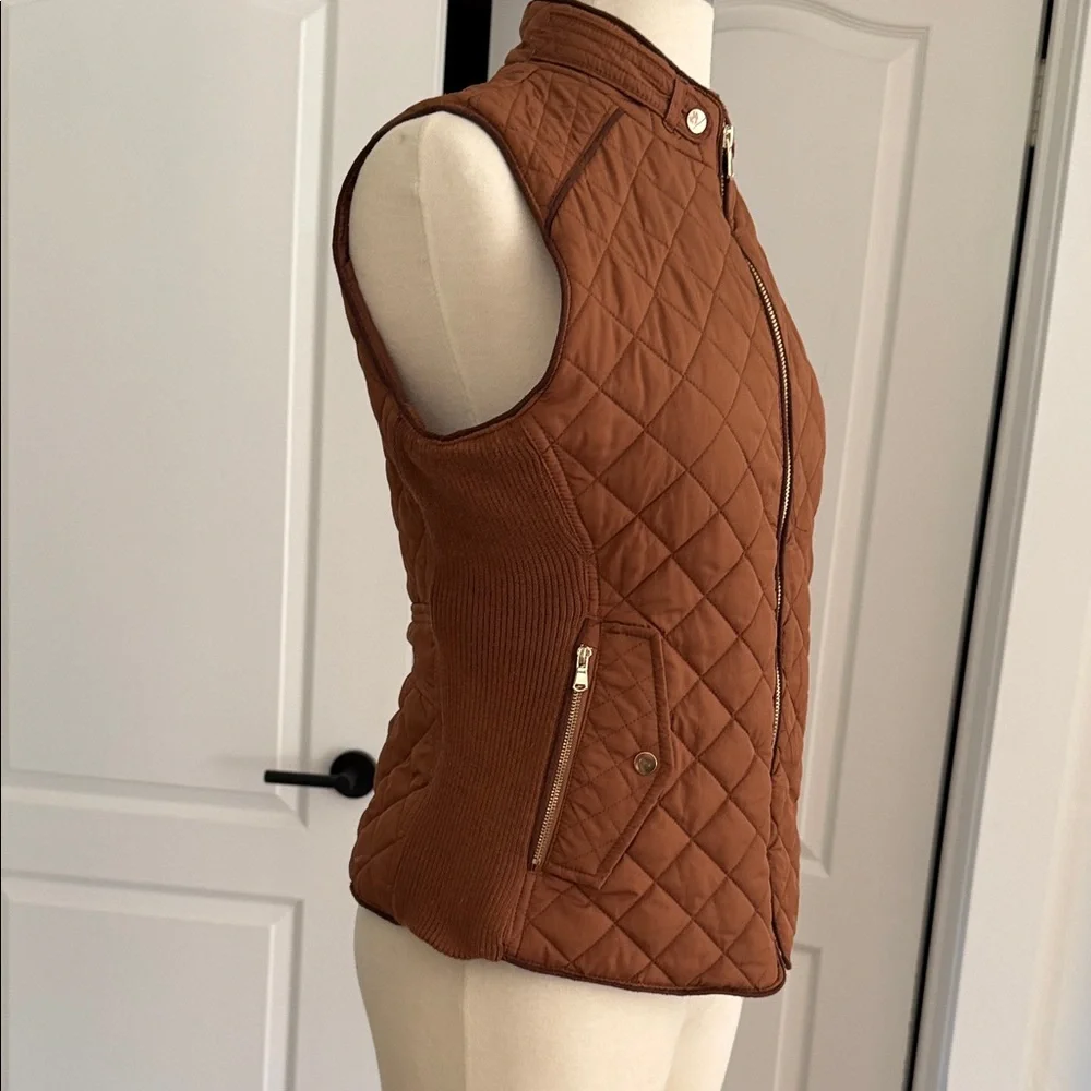 Abella Quilted Carmel Brown Equestrian Look Vest - Picture 4 of 9